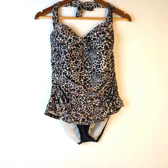 Antonio Melani Halter Animal Print One Piece Swimsuit / Medium - Picture 1 of 3